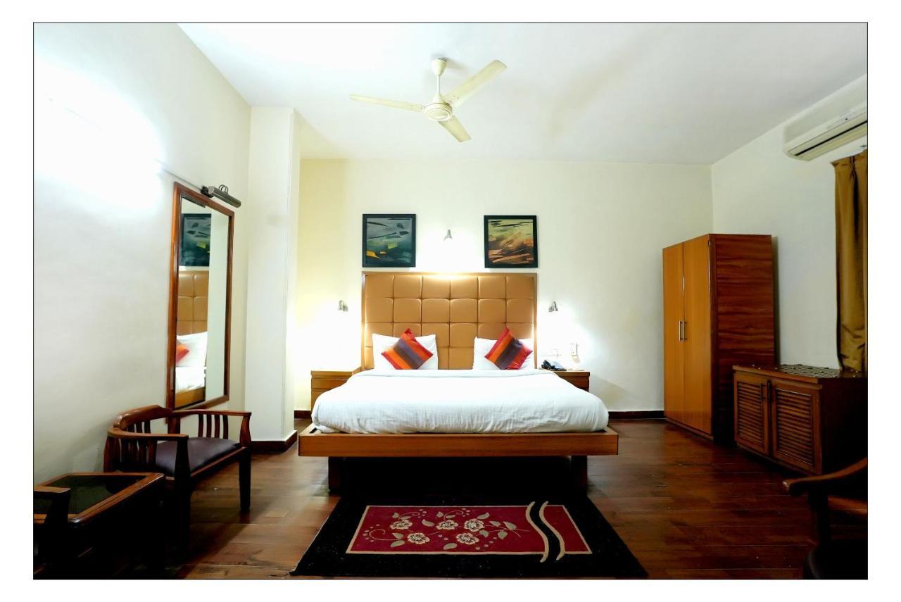 Hotel Oscar - Hauz Khas Nové Dillí Exteriér fotografie