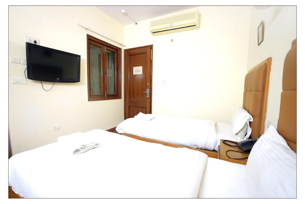 Hotel Oscar - Hauz Khas Nové Dillí Exteriér fotografie