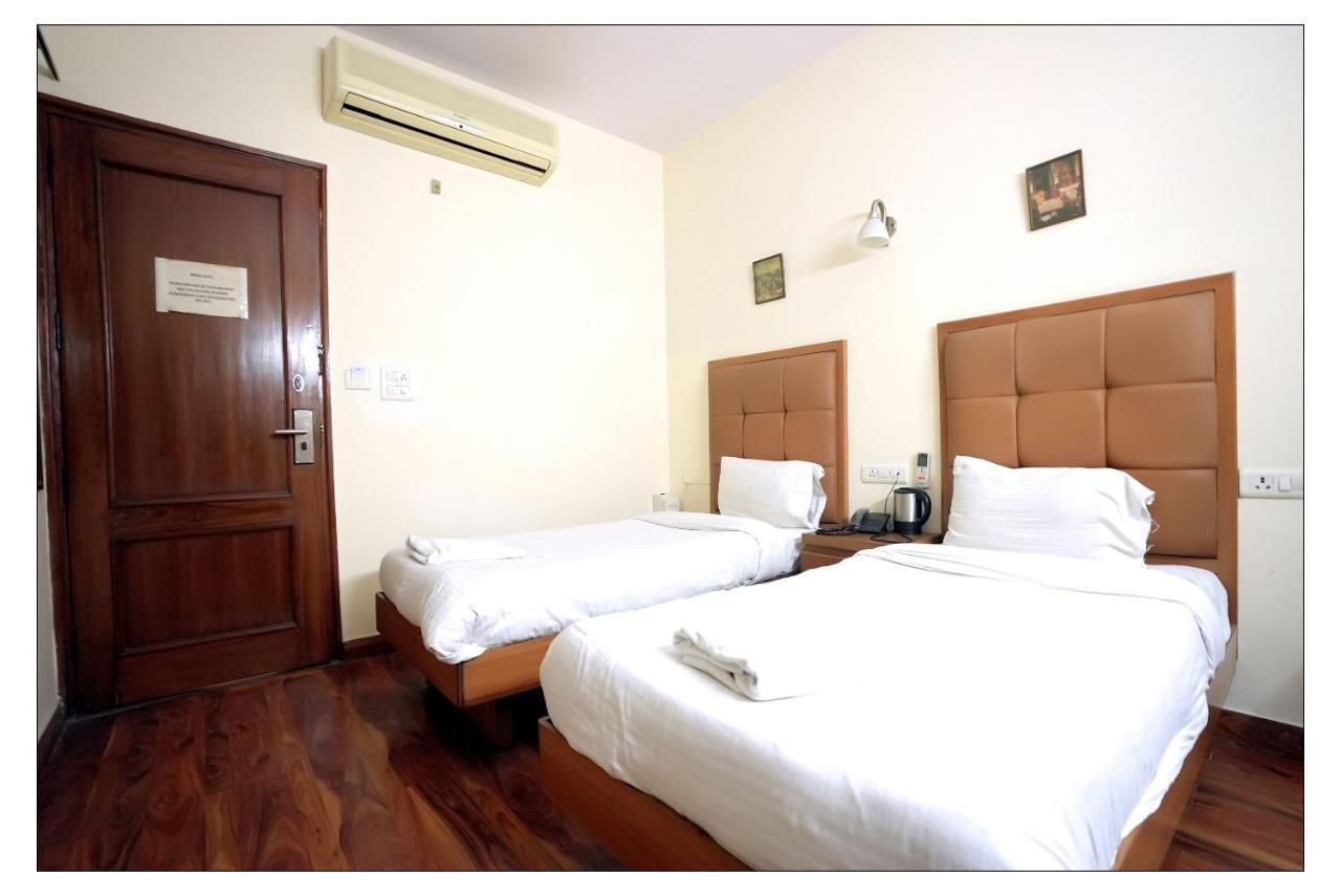 Hotel Oscar - Hauz Khas Nové Dillí Exteriér fotografie