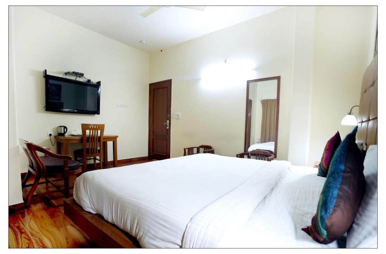Hotel Oscar - Hauz Khas Nové Dillí Exteriér fotografie